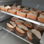 Máy sấy bánh mì, đảm bảo bánh mì khô đồng đều, bảo quản lâu dài