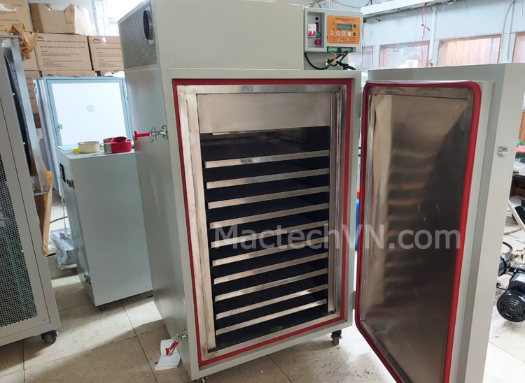 200 degree celsius component dryer, temperature range of 35 - 200 degree