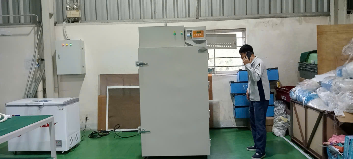 máy sấy nhiệt cao 300 độ c được sử dụng 3 cảm biến nhiệt
